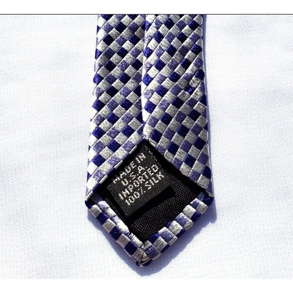GEOFFREY BEENE Silk Neck Tie Silver & Blue Pattern 57” - Picture 4 of 4